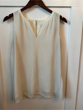 LOFT Cream Sleeveless V-Neck Chiffon Camisole